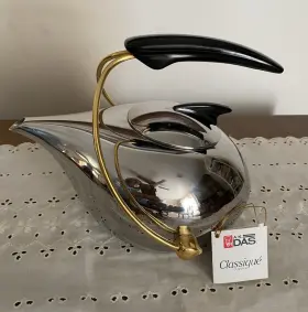 0975 A.k. Das Stainless Steel Mcm/futuristic Tea Kettle Fixed Handle Euc
