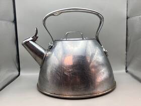 All-clad 099-2096 All-clad Metalcrafters 2 Quart Stainless Tea Kettle Teapot Induction Compatible Ag