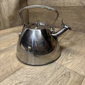 All-clad 126-5170 All-clad Stainless Steel Whistling Tea Kettle 2 Quart 1.9l Induction A4