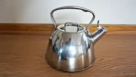 368-9231 All-clad Stainless Steel Tea Kettle 2qt 1.9l A4