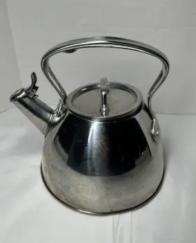 641-9352 All-clad 2 Quart Stainless Tea Kettle Teapot Induction Compatible #a4 641- 9352