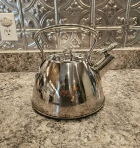 782-2004 All-clad 2-quart Stainless Steel Silver Tea Kettle A4 Used Condition