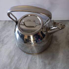 All-clad A4-301-7282 All-clad Metalcrafters Stainless Steel 2 Qt/1.9l Whistling Tea Kettle Pot