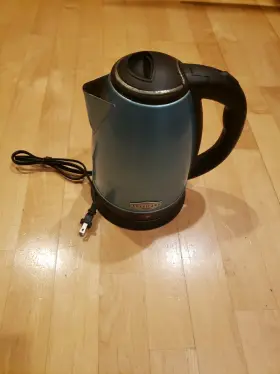 Amc-tk2 Americana Classics Electric Kettle 1.8l 1000 Watt Blue