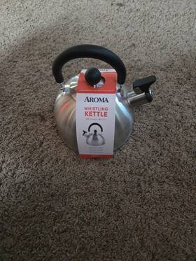 Aroma Coffee Awk-010a Whistling Kettle - Stainless Steel New
