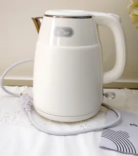 Zdh-q15u8 Bear Electric Kettle 1.5l Rapid-boil Water Boiler Stainless Steel Inside