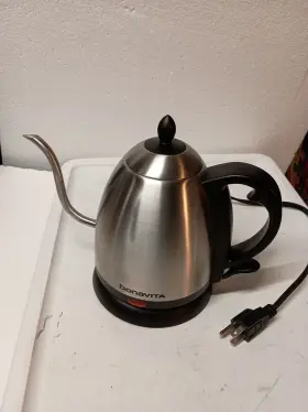 Bv3825bver Bonavita Electric Gooseneck Kettle 1l With Base