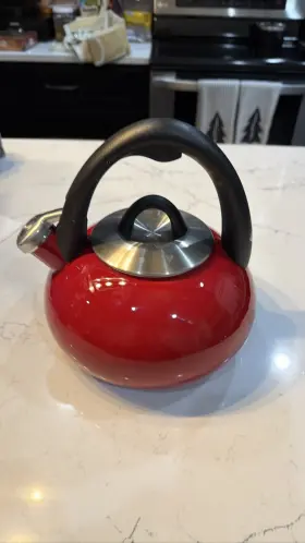 Calphalon 016853046710 2 Quart 1.9l Red Stainless Steel Whistling Tea Kettle Stovetop Pot