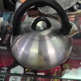 4402-20t Calphalon Stainless Steel Tea And Whistling Kettle 1.9l Silver/black