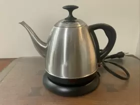Elsl37-04b Chantal 088818106688 Ekettle Stainless Steel Electric Water Tea Kettle