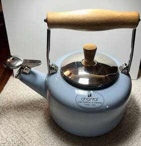 Chantal 37-svened2 Tea Kettle Vintage Series Enamel On Steel Whistling Light Blue 1.4 Qt