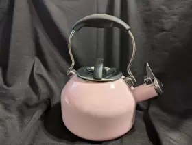 37-zen Chantal Inch Zenith Teakettle Pink With Black And Stainless 7 D - Pre-owned