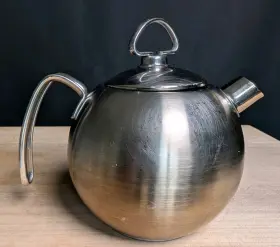 Sl37-13brs Chantal 18/10 Stainless Steel 1.5 Quart Tea Kettle Teapot