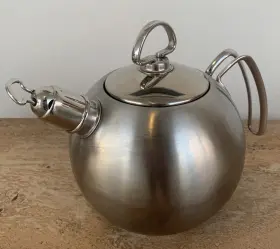 Pot-sl37-15brs Chantal Sl37-15bsr 18/10 Stainless Steel 1.5 Quart Whistling Tea Kettle/pot-sl37-15brs -euc