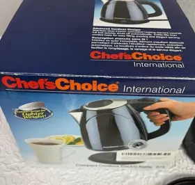 6730101 Chefschoice Compact Cordless Electric Kettle 673