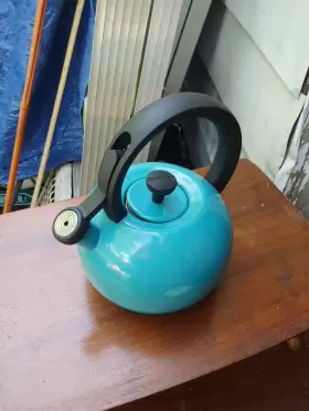 Circulon 051153481673 Enamel On Steel 2 Quart Whistling Teakettle - Turquoise Blue