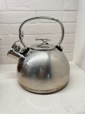 Tqqqo3 Circulon Style Whistling Tea Kettle 2.3- Quart Stainless Steel Flip Up Spout