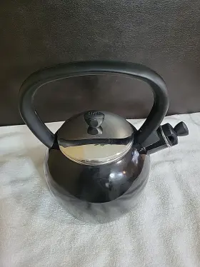 Copco 070896909923 Copoco Cavalier Whistling Tea Kettle Black Enamel