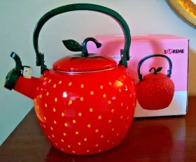 Creative Housewares 630870010511 Supreme Enameled Steel 2.3 Quart Strawberry Stovetop Kettle New