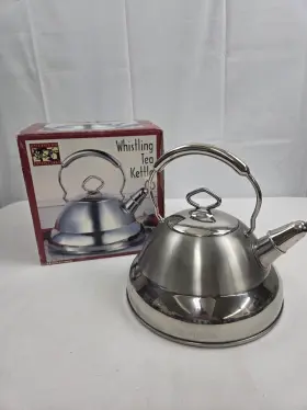 268369 Culinary Essentials Professional Hd Stainless 2.8 Quart Whistling Tea Kettle Nib