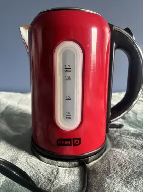 Dek001gr Dash Kettle. Red