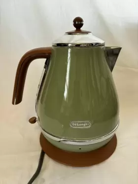 Kbov1200j-gr Delonghi Electric Kettle 1.0l Icona Vintage Collection Olive Ac100v