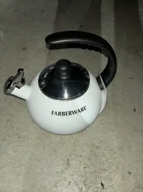 Farberware 736105729132 White Luna Whistling Tea Water Kettle 2.5 Quart