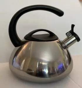 Q21c Farberware Silver 2.3 Quart Stainless Steel Whistling Tea Kettle With Lid