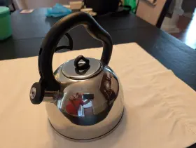 Qqq13c Farberware Tea Kettle Stainless Steel Original Owner Little Use