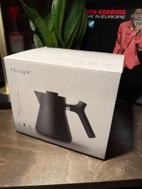 1103 Fellow Raven Stovetop Tea Kettle Steeper - Matte Black