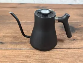 1137 Fellow Stagg Stovetop Pour-over Coffee And Tea Kettle Gooseneck Teapot Black