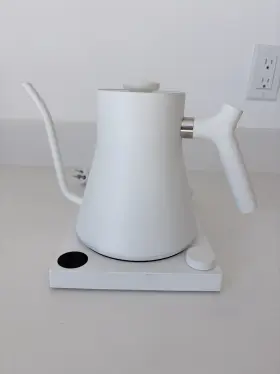 Fellow 445002749794 Stagg Ekg Pro Electric Gooseneck Kettle - Precision Brewing Matte White