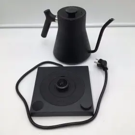 54354 Fellow Stagg Ekg Electric Pour Over Kettle Matte Black 900 Ml