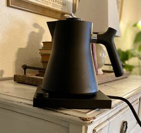 Fellow 94651847 Corvo Ekg Pro 0.9l 120v Electric Kettle Matte Black Pour Over Coffee Tea