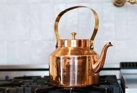 Gallery & Fen Crp-163 And - English Copper Tea Kettle 6 Inch Wide X Tall