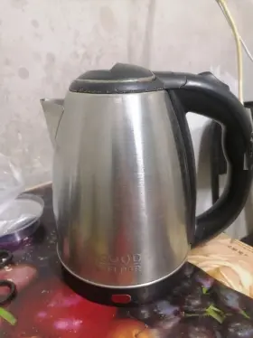 Y218 Good Helper Electric Kettle Chrome