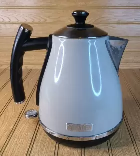75010 Haden Cotswold 1.7 Liter Stainless Steel Body Electric Kettle In Putty-used