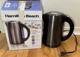 41022 Hamilton Beach Variable Temperature Kettle 1.7 Liters 41022- Works Well