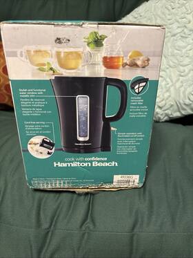 Hamilton Beach 41038g New 1.8 Liter Cordless Electric Kettle Tea Water Auto Shutoff