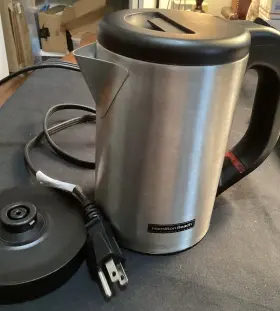 Hke050 Hamilton Beach .5 Liter Electric Hot Water Kettle Cordless Travel