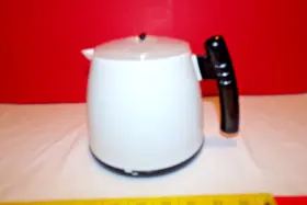 Handy Gourmet 017874040162 Microwave Tea Kettle Hot Water Boiler Pot - 28 Oz. Very Nice