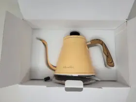 Hccm2022-yl Harriet Gooseneck Kettle 37oz Pour Over Stove Top 1.2 Quarts Yellow