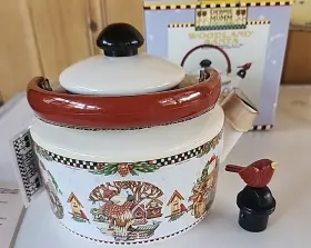 2281m Kamenstein Vintage 1999 Debbie Mumm Woodland Santa Whistling 2 1/2 Quart Enamel Teakettle Nib