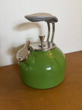 Kate Spade New York Ksny-tea2qt Lenox Green Tea Kettle Inch Whistle While You Work