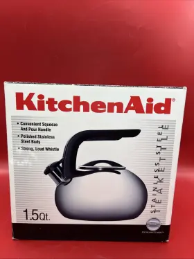 54229 Kitchen Aid Kitchenaid 1.5 Quart Stainless Steel Whistling Tea Kettle Stovetop Black Handle