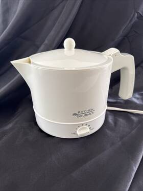 Kitchen Gourmet Smx001a Vtg 1990s Electric Kettle Ivory White 7-speed 32oz 4-cup Works
