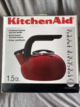 Kitchenaid 051153516252 1.5 Quart Whistling Teakettle Porcelain Enamel Red New In Box