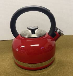 Kitchenaid Kten200ber 2 Quart Whistling Tea Kettle Empire Red Porcelain Enamel
