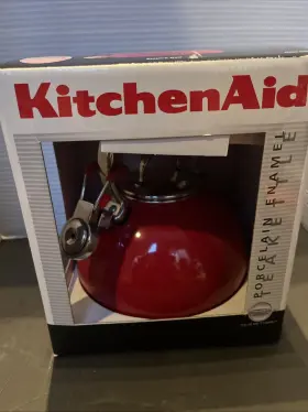 Kten20sb Kitchenaid Kitchen Aid Empire Red Kettle New In Box 2 Quart Stovetop Whistling Original Design