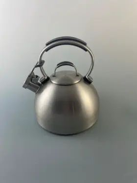 Q11c Kitchenaid Whistling Tea Kettle Cool Handle 2 Quart Stainless Steel